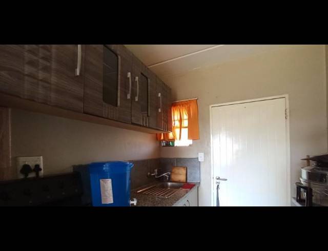 2 BEDROOM APARTMENT FOR SALE IN FLEURHOF